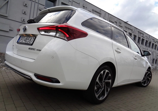 Toyota Auris cena 55900 przebieg: 212000, rok produkcji 2015 z Częstochowa małe 667